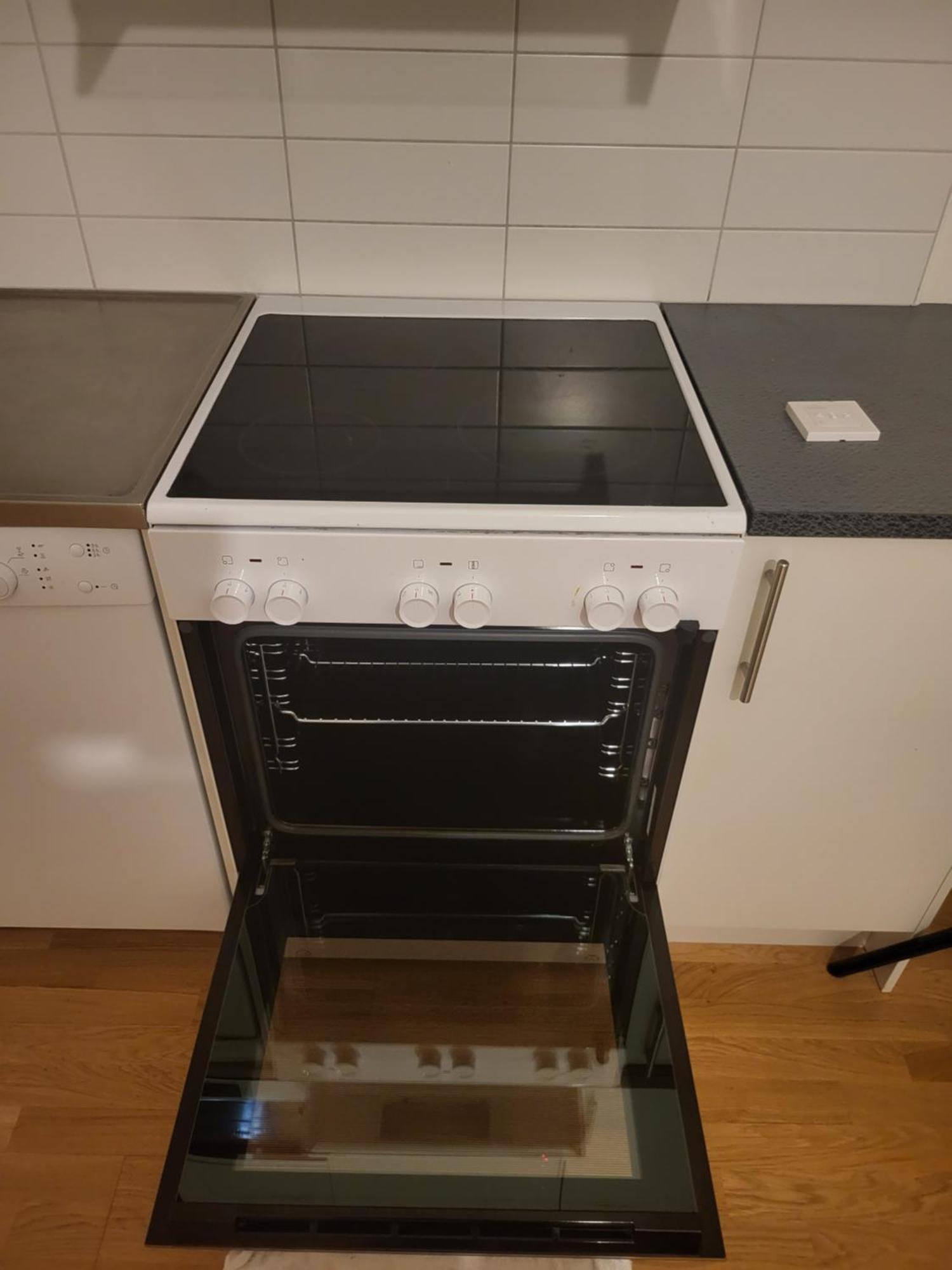 Swed House Apartment Orebro Bagian luar foto
